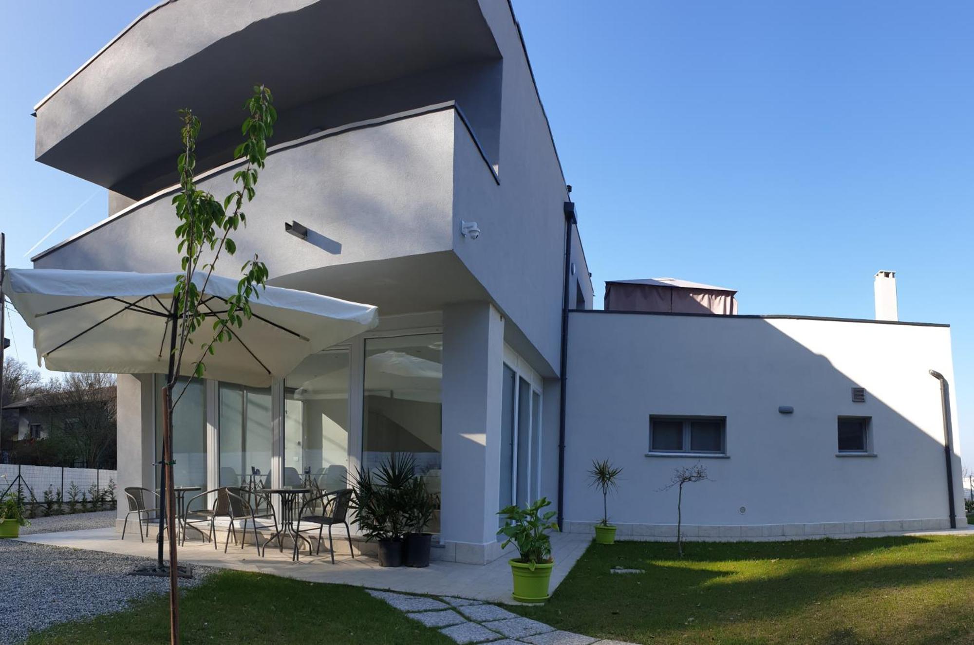 Crystal B&B Dormelletto Εξωτερικό φωτογραφία