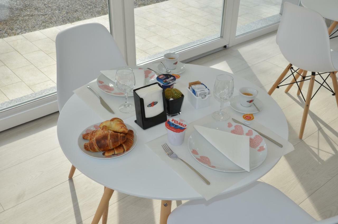 Crystal B&B Dormelletto Εξωτερικό φωτογραφία